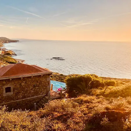 Tirnanog Villa *