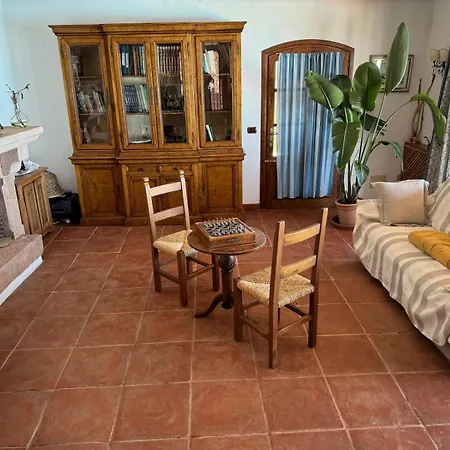 Tirnanog Villa